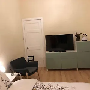  Privatunterkunft Centre En-suite