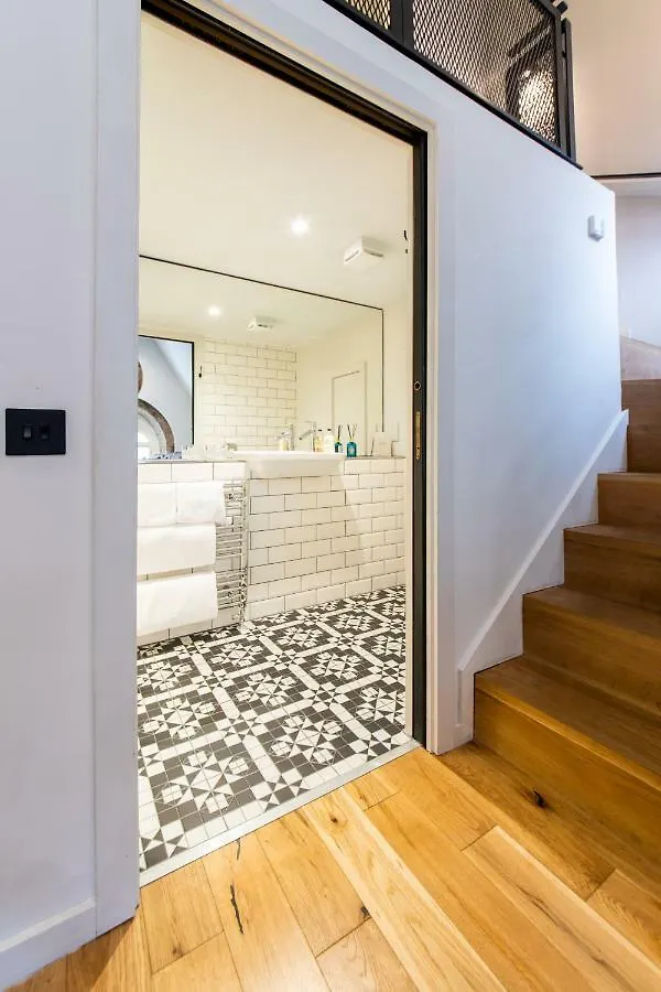 Linton Collection - Blackfriars Lofts Edinburgh 0*,  United Kingdom