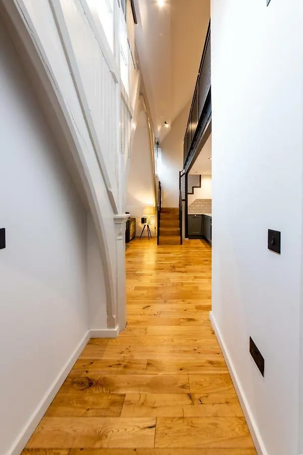 Linton Collection - Blackfriars Lofts Edinburgh Apartment