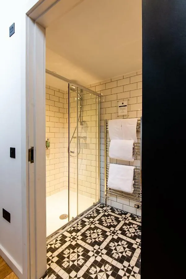 Linton Collection - Blackfriars Lofts Edinburgh Apartment